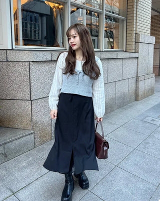 (Set) Punching Lace Tie Blouse
