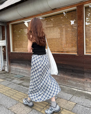 Checked banded long skirt