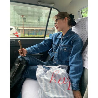Cropped pocket denim jacket