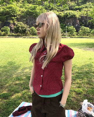 Checked shirred short-sleeved blouse