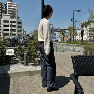 One-tuck easy denim pants