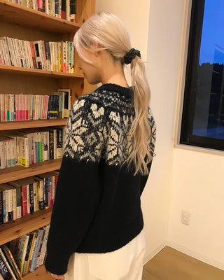 Colored Neck Nordic Knit Cardigan