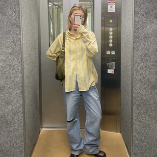Side-slit vintage denim pants