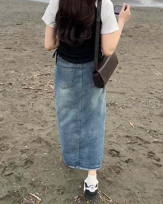 Front slit denim long skirt
