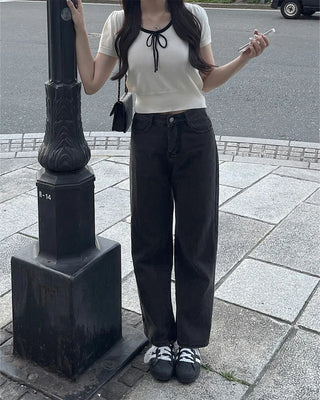 Basic straight-leg denim