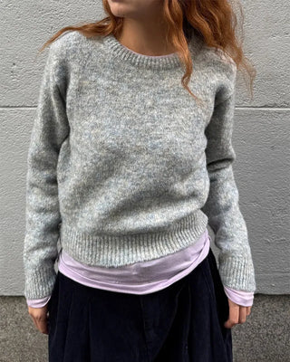 Round neck long-sleeve knit