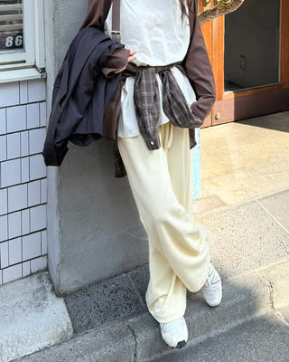 Wide-leg pants with waist ribbon