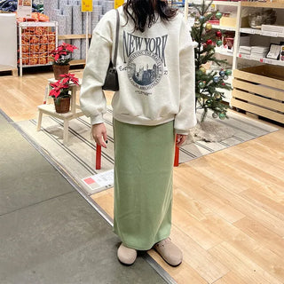 Simple knit skirt