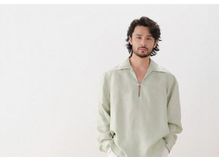 [CULTUM] Relaxed Deep V-neck Shirt