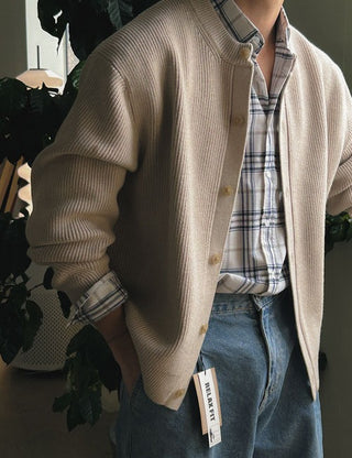 Alan Round Cardigan (high Q)