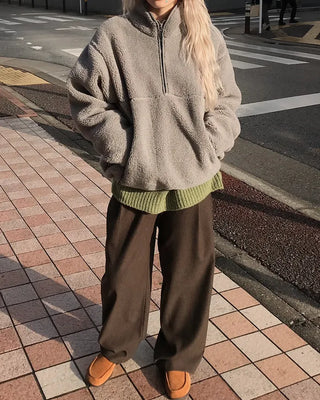 One-pleat slacks