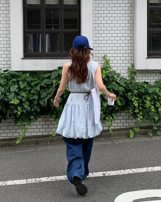 Sleeveless balloon mini dress