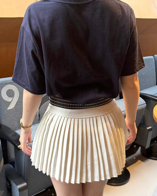 Slim pleated mini skirt
