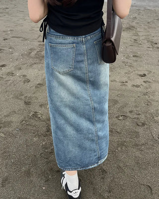 Front slit denim long skirt