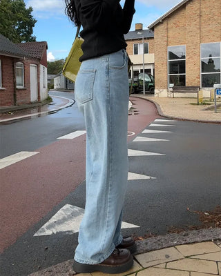 Wide-fit denim pants