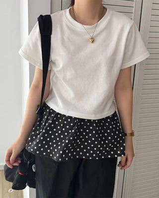 Cropped half-sleeve T-shirt