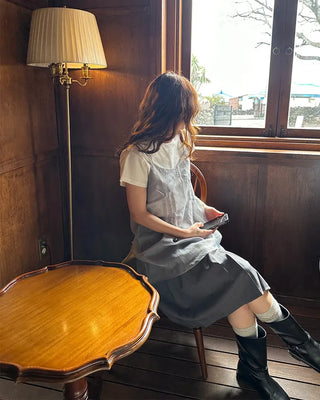 Banded pleated midi skirt