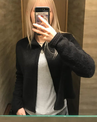 Round collar knit cardigan