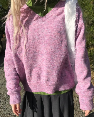 V-neck oversized knit