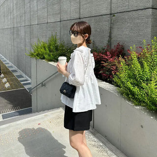 V-neck frill blouse