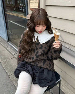 Big collar frill blouse