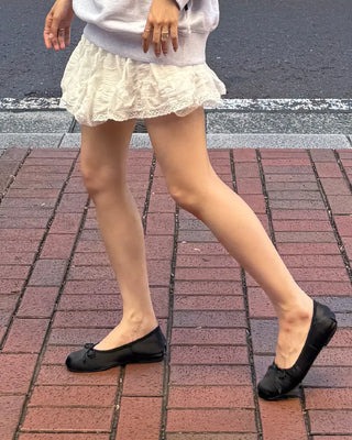 Satin ribbon flat shoes