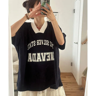 Loose sporty T-shirt