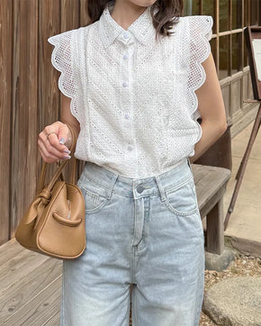 Wave Lace Sleeveless Shirt