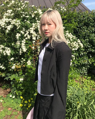 Cropped button jacket