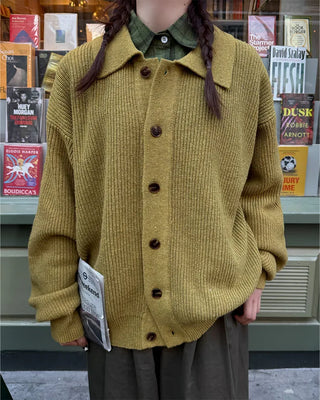 Collared knit cardigan