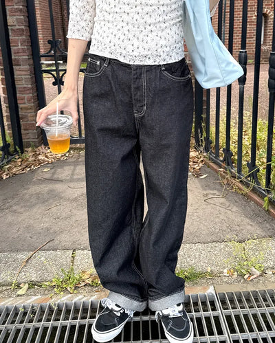 Wide-leg denim pants