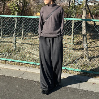 (Unisex) Ribbed Fingerhole Turtleneck