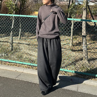 (Unisex) Ribbed Fingerhole Turtleneck