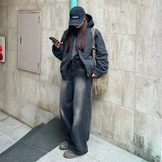 (Unisex) Vintage Wash Wide Fit Denim