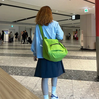 Cross-shoulder messenger bag