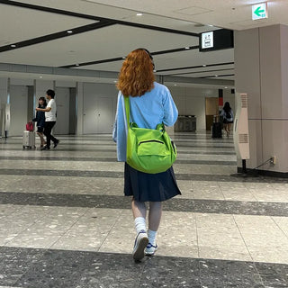 Cross-shoulder messenger bag