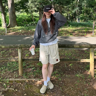Check pocket anorak
