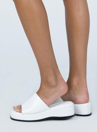 Bayshore Sandals White