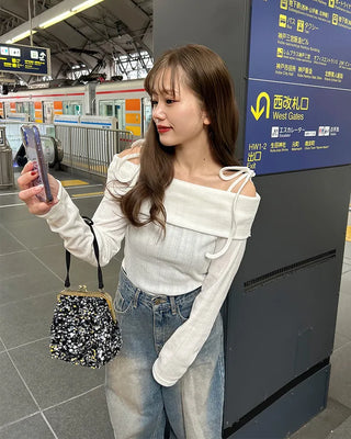 Ribbon Off-Shoulder Knit