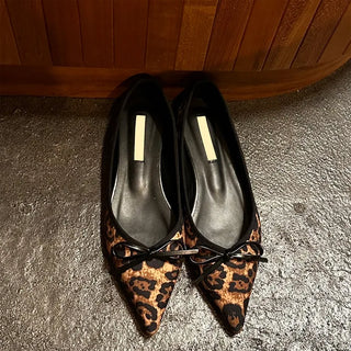 Ribbon integrated toe flat shoes
