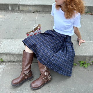 Buckle belt boots