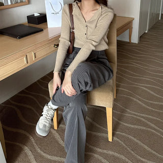 Striped loose-fit slacks