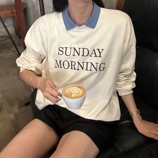 SUNDAY Lettering Sweatshirt