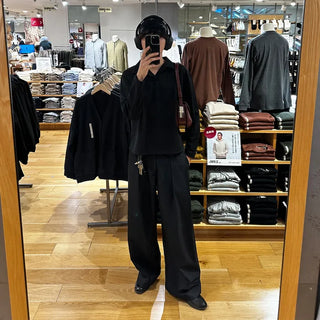 Basic open-collar T-shirt