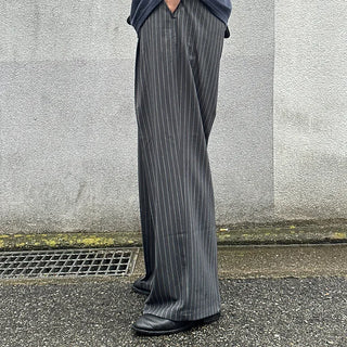 Low-stripe slacks