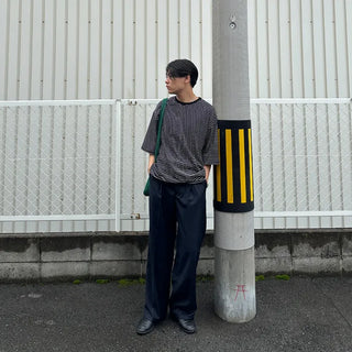Washed border T-shirt