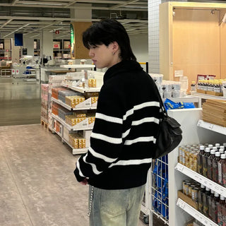 (Unisex) Color Semi-Zip Striped Knitwear