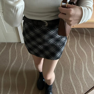 Checkered mini skirt