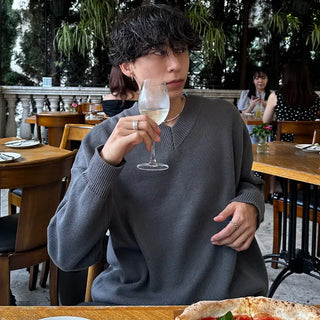 Basic V-neck knit