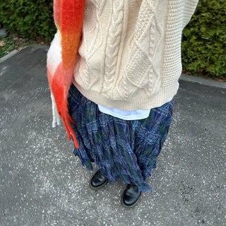 Checked flared wrinkle long skirt